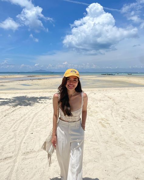 Boracay Fits, Sea Outfit, Corny Quotes, Money Lifestyle, Beach Fit, Beach Fits, Swimsuits Outfits, Beach Photography Poses, Beach Outfits