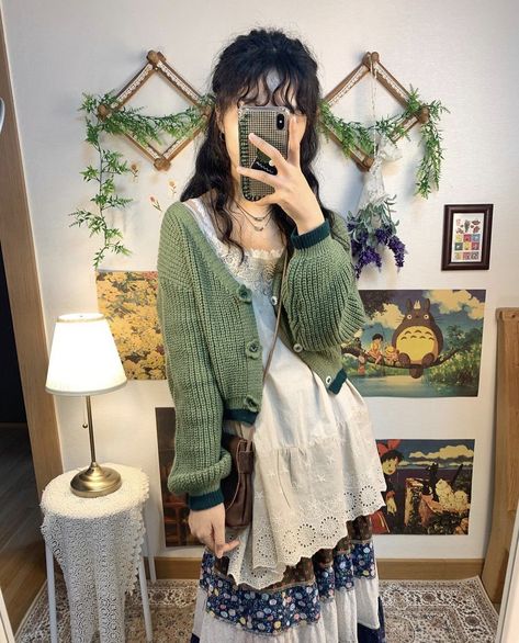 Mori Kei Winter, Mori Kei Aesthetic, Sawako Core, Japan Outfits, Goose Clothes, Mori Kei, Forest Style, Fashion Terms, Phoebe Buffay