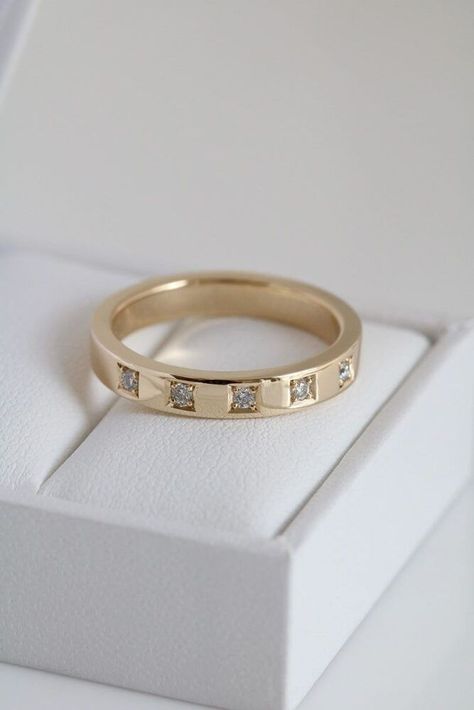 Square Band Ring with Spaced out Diamonds Yellow Gold - Q / 9ct Yellow Gold | #WeddingBands,#weddingbandsforwomen,#weddingbands,#weddingbandshisandhers,#weddingbandsforwomenwithengagement,#weddingbandsmen,#weddingbandsforovalengagementrings gold bands with diamonds 💋 Please Re-Pin for later 😍💞 Celebrity-Inspired Gold Band with Diamond Designs for 2024 Plain Gold Band With Diamond, Square Wedding Bands For Women, Wedding Band Square Diamonds, White And Yellow Gold Wedding Band, Wedding Bands For Square Engagement Ring, Square Wedding Band, Interesting Wedding Bands, Thick Gold Wedding Band With Diamonds, Square Diamond Wedding Band