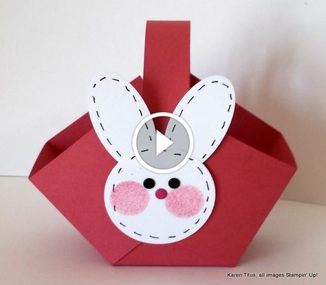 Basket Template, Paper Easter Basket, Creative Easter Baskets, Easter Baskets To Make, Basket Table, Easter Basket Crafts, Easter Favors, Table Favors, Kids Easter Basket