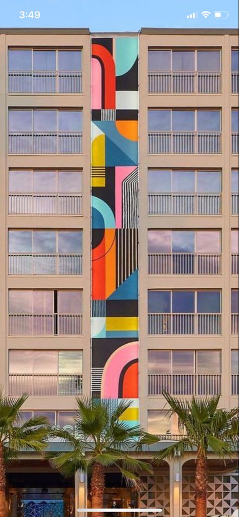 Colourful Facade Architecture, College Facade Design, Exterior Wall Murals Building, Building Wall Murals Street Art, Exterior Murals Building, Hospital Mural, Facade Painting, Colorful Facade, Building Mural