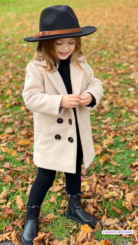 Kids Winter Outfits Girl, Kids Autumn Outfits, Toddler Winter Outfits Girl, Rosette Fashion, Girls Winter Outfits Kids, Kids Winter Fashion Girl, Kids Leather Jackets, Girls Winter Outfits, Kids Winter Outfits