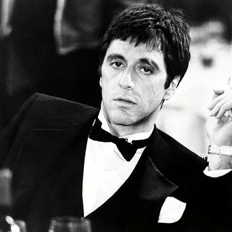 Al Pacino - Tony Montana - "Scarface" Scarface Wallpaper, The Godfather 1972, Godfather 1972, Michael Corleone, Scarface Movie, Animes Emo, Vintage Photo Prints, Best Movie Quotes, Rudolph Valentino