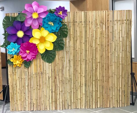 Stitch Photo Booth, Luau Photo Booth, Hawaii Themed Party, Photo Booth Design, Hawaii Theme, Hawaiian Party Theme, Luau Party Decorations, Aloha Party, Hawaiian Party Decorations