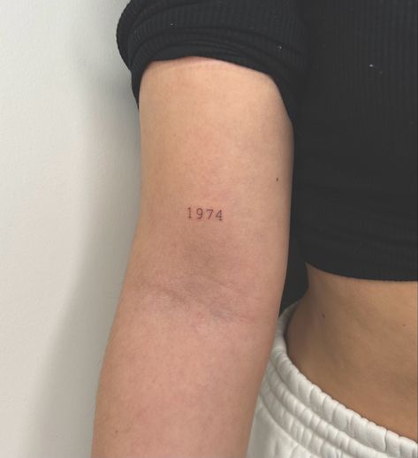 Fineline Date Tattoo, Year Arm Tattoo, Date Year Tattoo, 1922 Tattoo, Small Time Tattoo, Small Tattoos Year, Number Arm Tattoo, Year Fine Line Tattoo, Year Font Tattoo