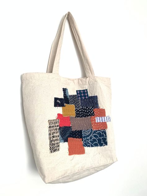 Sashiko Bags Totes, Patchwork Bags Patterns Free, Tote Bag With Patches, Patched Bag, Patch Work Tote Bag, Mended Jeans, Sashiko Bags, Japanese Mending, Tote Bag Craft