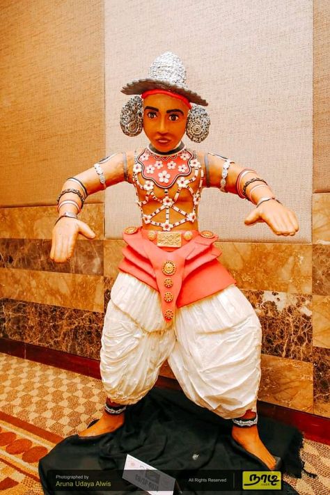 Masterpiece Kandyan dancer cake for my first ever exhibition Kandyan Dancer, Cake Exhibition, Dance Cake, Dancer Cake, Dance Cakes, Cake Structure, Cake Decorating Piping, Master Piece, Samurai Gear