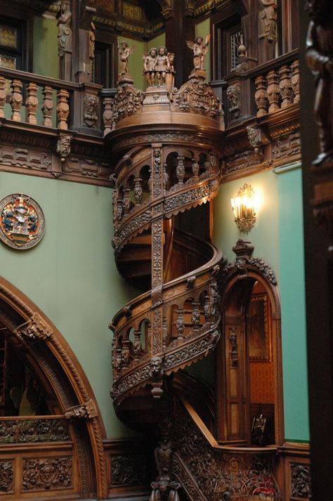 All sizes | Spiral Staircase in Peles Castle | Flickr - Photo Sharing! Draculas Castle Romania, Peles Castle, Dracula Castle, Vlad The Impaler, Winding Staircase, Carpathian Mountains, Stairway To Heaven, Spiral Staircase, Beautiful Buildings