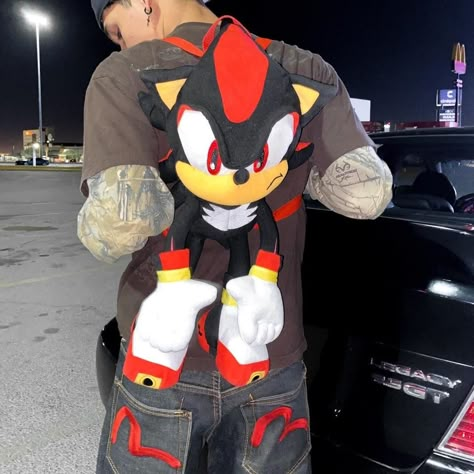 Shadow Bag Sonic, Shadow Sonic Backpack, Shadow Plush Backpack, Shadow Outfit Sonic, Sonic Backpack Y2k, Sonic The Hedgehog Outfit, Plush Backpack Outfit, Shadow The Hedgehog Backpack, Shadow The Hedgehog Outfit