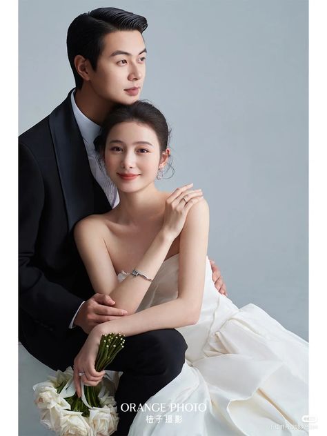 Wedding Studio Poses, Wedding Prenup Photoshoot Studio, Korean Wedding Studio Photoshoot, Wedding Portraits Studio, Wedding Photoshoot In Studio, Korean Style Wedding Photoshoot, Pre Wedding Studio Photoshoot, Prewedding Pose Ideas, Wedding Shoot Studio