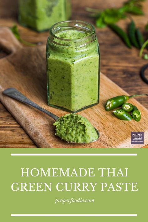 Thai Green Curry Recipe, Thai Curry Recipes, Green Curry Sauce, Green Curry Recipes, Thai Green Curry Paste, Food Thai, Thai Curry Paste, Asian Recipe, Thai Green Curry