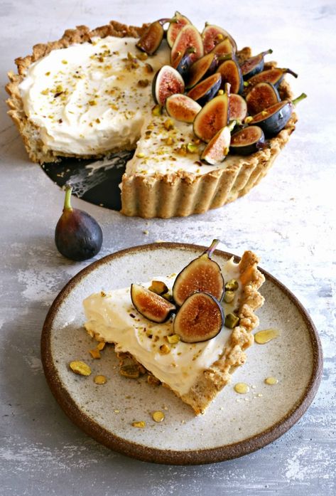 Fig Cheesecake, Fig Dessert, Cheesecake Tart, No Bake Cheesecake Filling, Fig Tart, Fig Cake, Cheesecake Tarts, Carrot Cupcake, Fig Recipes