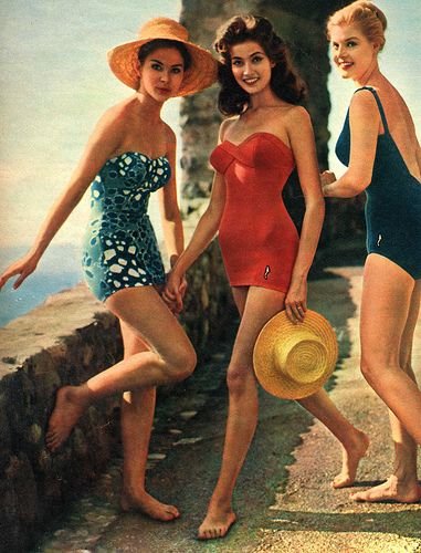 I love 50's bathers so sexy!  1950s bathing beauties from a German newsprint mag. Swimsuits Vintage, Vintage Swimming, 50's Fashion, Retro Swimwear, Vintage Bathing Suits, Swimming Suits, Vintage Swim, Three Women, Fashion 1950s