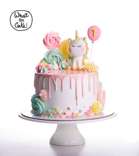 Gökkuşa�ği Pasta, Cake With Meringue, Easy Unicorn Cake, Unicorn Birthday Party Cake, Cake Drip, 4de Verjaardag, Candy Birthday Cakes, Baby First Birthday Cake, Meringue Kisses