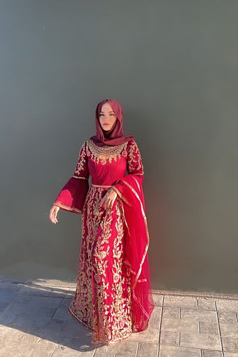 Desi Muslim Outfit, Hijab Desi Outfit, Hijabi Desi Outfit, Hijabi Wedding Guest Outfit, Kurta Aesthetic, Desi Fits, Desi Dress, Desi Wedding Dresses, Girls Dresses Sewing