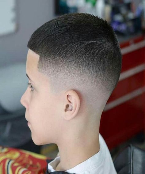 Top 10 Line Up Haircut – The Best Amongst Kids Hairstyles And Boy Haircuts 2019 Kids Fade Haircut, Army Haircut, Hair Designs For Boys, Boys Fade Haircut, Toddler Haircuts, Cool Boys Haircuts, Boy Haircuts Short, Military Haircut