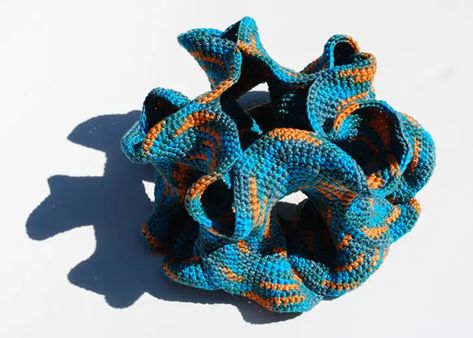 6 Math Concepts Explained by Knitting and Crochet | Mental Floss Couture, Math Crochet Pattern, Math Crochet, Crochet Math, Crochet Hyperbolic, Science Crochet, Geek Nursery, Analytic Geometry, Hyperbolic Crochet