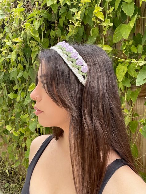 Crochet Bando Top, Crochet Tulip Headband, Crochet Headband Aesthetic, Hairband Crochet, Easy Bow, Crochet Hairband, Chic Crochet, Headband Crochet, Crochet Hair Clips