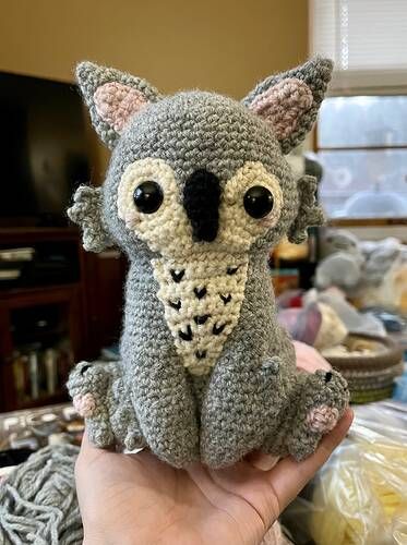 Owlbear Crochet Pattern, Crochet Dungeons And Dragons, Dungeons And Dragons Crochet, Owlbear Plush, Crochet Owl Pattern Free, Dnd Crochet, Nerd Amigurumi, Dnd Night, Plush Pattern Crochet