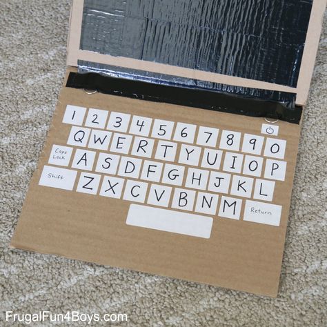 Literacy Learning with a Cardboard Laptop - Frugal Fun For Boys and Girls Cardboard Laptop, Computer Science Lessons, Diy Keyboard, Paper Craft Ideas For Kids, Cardboard Crafts Kids, School Age Activities, Kids Computer, Diy Laptop, Cardboard Box Crafts