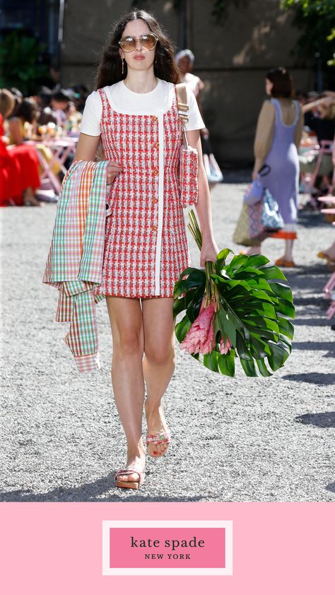 kate spade new york spring 2020 Kate Spade 2022, Chic Kate Spade Summer Dresses, Kate Spade Outfits, Spade Aesthetic, Kate Spade Runway, Kate Spade Aesthetic, Kate Spade Kate Spade New York, Kate Spade Clothes, Kate Spade Style