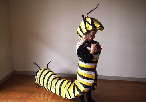 62 Last Minute DIY Halloween Costumes for Kids via Brit + Co Monarch Caterpillar Costume, Catapillar Costume, Caterpillar Costume Diy, Monarch Costume, Caterpillar Costume, Bug Costume, Carnaval Costume, The Best Halloween Costumes, Monarch Caterpillar