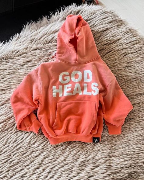 Bold 'god Heals' Hoodie: Inspirational Message, Comfortable Unisex Design, Soft Fleece, Available in Multiple Colors. - Etsy Oversized Hoodie Men, Printed Hoodies, God Heals, Tops Men, Y2k Tops, Loose Hoodie, Outfit Vintage, Women Sweatshirt, Loose Pullover