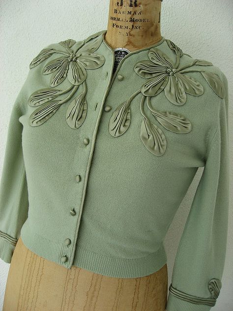 1950s Bullock's Wilshire cashmere sweater with silk embellishments Fashion Vintage, 1950s Fashion, Dirndl, Altered Clothing, Look Retro, Vintage Things, Abayas Fashion, Ribbon Embroidery, Hand Embroidery Designs