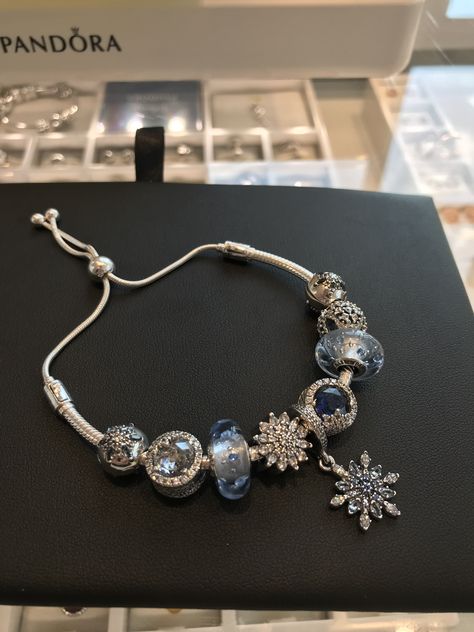 Elegant Pandora Bracelet, Pandora 2023 Charms, Silver Bracelets Pandora, Blue And Silver Pandora Bracelet, Silver Jewellery Pandora, Pandora Bracelet Aesthetic Blue, Blue Pandora Bracelet Ideas, Silver Pandora Bracelet Ideas, Pandora Silver Charms