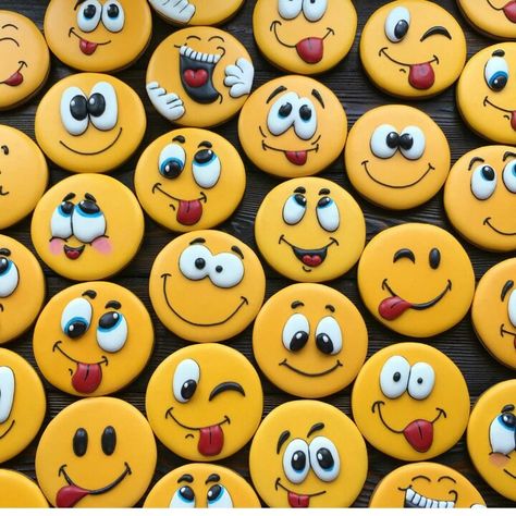 Face Cookies, Emoji Cookie, Crazy Cookies, Summer Cookies, Sugar Cookie Designs, Baby Cookies, Cookie Frosting, Creative Cookies, Cookie Icing