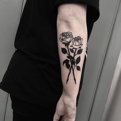 Flower Tattoo Men, Herren Hand Tattoos, Rose Tattoos For Men, Flower Wrist Tattoos, Small Forearm Tattoos, Black Rose Tattoos, Tattoo Desings, B Tattoo, Thanks A Lot