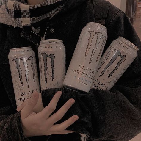 𝖕𝖆𝖘𝖘 𝖙𝖍𝖊 𝖆𝖚𝖝 - playlist by 𝖒𝖊𝖌 | Spotify Pink Grunge Aesthetic, Pink Goth, Pink Grunge, Monster Energy Drink, Arte Grunge, Soft Pink Theme, Artic Monkeys, Baby Pink Aesthetic, Energy Drink