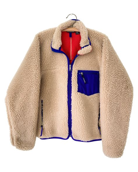 the Patagonia retro X deep pile in cream with blue violet trim and red mesh lining. Made in USA. OBOseason : fall 2000material : 100% polyestercolor : creamcondition : excellent! gently used with little sign of age, clean and ready to wear!size : tagged mens medium, runs large ; see measurements be Patagonia Vest Outfit, Patagonia Retro X, Patagonia Retro, Patagonia Vest, Dresses 40s, Military Pants, Fringe Vest, Vintage Patagonia, Patagonia Fleece