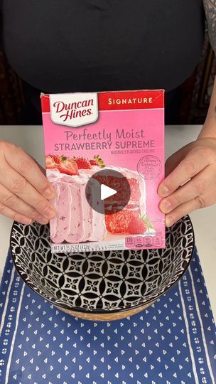 2.3M views · 26K reactions | Use this #BakeryHack & upgrade your #BoxedCakeMix! Click "Watch Video" to see what I do with this cake 🍓 | Kells Kitchen | Kells Kitchen · Original audio Best Cake Ever, Cake Hacks, Boxed Cake, Bakery Box, Do Something Different, Cup Of Water, Box Cake Mix, Brownie Cake, Best Cake