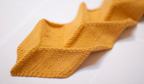 3d Knitting, Origami Knitting Pattern, Zigzag Scarf Knitting Pattern, Hand Knitted Yellow Knitting Pattern, Leaf Edge Knitting Pattern, Knit Zigzag Pattern, Brioche Knit Scarf, Brioche Knitting Patterns, Baby Headbands Crochet