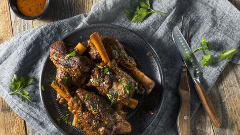 Something for the weekend: Relax with our recipes for a slow cook dinner Braised Lamb Shanks Recipe, Roasted Lamb Shanks, Lamb Shanks Slow Cooker, Shanks Recipe, Lamb Shank Recipe, Slow Roast Lamb, Braised Lamb Shanks, Lamb Shank, Lamb Leg