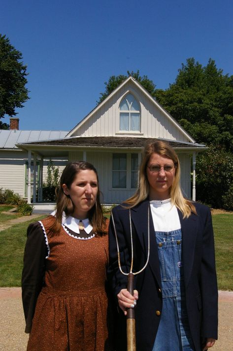 Exploring Iowa: American Gothic House American Gothic Halloween Costume, American Gothic Costume, American Gothic House, American Gothic Painting, Painting Costume, Gothic Halloween Costumes, Gothic Costume, Winter Dance, Fashion Feminine