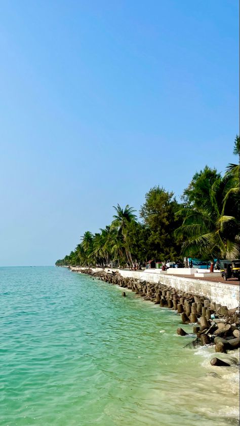 #beachvacation #lakshadweep #beachwaves Lakshadweep Aesthetic, Lakshwadeep Islands Aesthetic, Manifest List, Lakshadweep Islands, Island Pictures, Scenic Travel, Travel Diaries, Happy Foods, Dream City