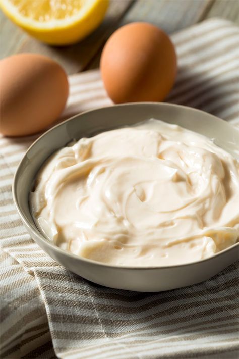 Perfect Paleo Mayonnaise (Julia Child's Recipe) | Gluten-free, dairy-free, keto, Whole30, real food #mayonnaise #paleo #paleorecipes #keto #ketorecipes #condiments #sauces #dressings #frenchrecipes #juliachild #mayo Low Calorie Mayonnaise Recipe, Healthy Mayonnaise, Paleo Mayonnaise, How To Make Mayonnaise, Julia Child Recipes, Mayonnaise Recipe, Healthy Low Calorie Meals, Homemade Mayonnaise, Healthy Oils