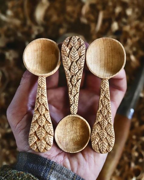 Dan 🍂 on Instagram: "Nature inspired Coffee Scoops are back in stock on my web store! 🍂 I Hand Carve the Scoops using just two knives from Naturally fallen wood and then finish in a blend of natural oils! They are created to be functional and I hope they will be used daily! This is the biggest collection of Scoops I have made and will be the last shop update this year with postage in time for Xmas (uk only) There is a link in my bio to my web store 🍂☕️🤎 #handmadegifts #madewithlove #woodart #woodwork #handcrafted" Oak Leaf Earrings, Raven Pendant, Carved Spoons, Fox Pendant, Rabbit Pendant, Dremel Wood Carving, Mushroom Coffee, Coffee Scoop, Turtle Pendant