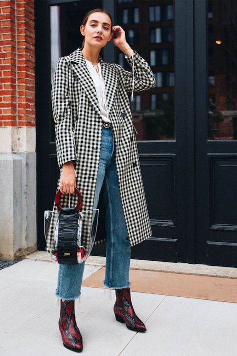 Paulien Riemis - 1 Cowboy Boots Street Style, Western Boots Outfit, Winter Boots Outfits, Mode Shoes, Autumn Outfits, Style Savvy, Looks Street Style, Looks Chic, Looks Style