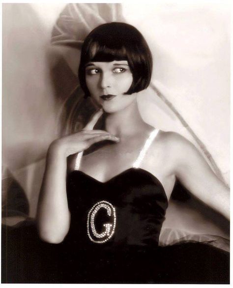 Hollywood Scenes, Louise Brooks, Silent Film Stars, Film Star, Silent Film, Movie Photo, Classic Movies, 8x10 Photo, Hollywood Glamour