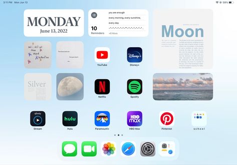 Ipad Wedges Ideas, Ipad Homescreen Ideas Blue, Phone Apps Iphone, Ipad Inspo, Ipad Layout, Ipad Lockscreen, Ipad Homescreen, Ipad Organizer, Macbook Covers