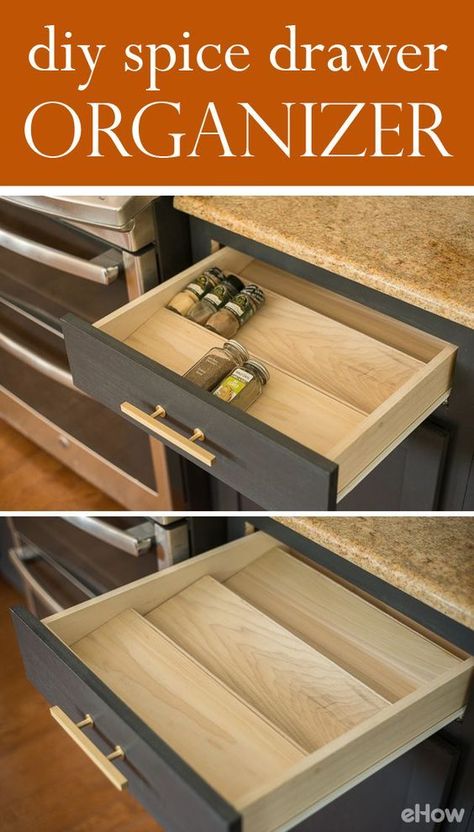 This DIY spice drawer organizer is exactly what your kitchen needs. Kitchen Drawers Diy, Spice Drawer Organizer, Diy Spice Rack, Spice Organization Drawer, Diy Spices, Kabinet Dapur, Spice Drawer, Kitchen Organization Diy, Spice Racks