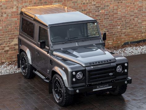 Defender Car, Station Wagons For Sale, Used Land Rover, Wagons For Sale, New Luxury Cars, Land Rover Defender 90, Terrain Vehicle, Front Grill, Performance Engines