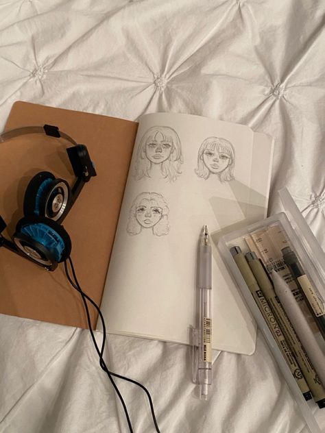 #drawing #sketchbook #face #pencildrawing #muji #headphones #aesthetic Muji Sketchbook, Headphones Aesthetic, Drawing Sketchbook, Meet The Artist, Pretty Face, Pencil Drawings, Headphones, Sketch Book, Pencil