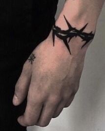 Thorn Wrist Tattoo Men, Black Thorn Tattoo, Thorns Wrist Tattoo, Emo Wrist Tattoos, Thorn Bracelet Tattoo, Knocked Loose Tattoo, Black Wrist Tattoo, Bracelet Tattoo Men, Word Tattoo Designs