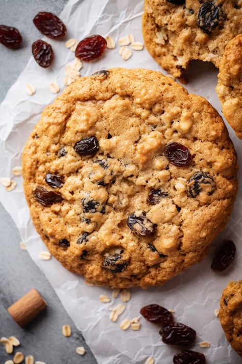 Homemade Oatmeal Raisin Cookies, Oat And Raisin Cookies, Chewy Oatmeal Raisin Cookies, Best Oatmeal Cookies, Raisin Recipes, Cookie Recipes Oatmeal Raisin, Oatmeal Raisin Cookies Chewy, Aldi Recipes, Homemade Oatmeal