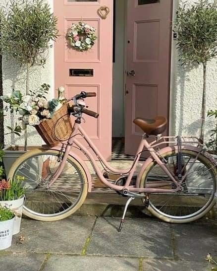 Dusky blush Muted Pink Aesthetic, Bicycle Makeover, Frenchic Furniture, Pink Chalk Paint, Aesthetic Bike, Upcycled Bike, Frenchic Paint, Pink Bicycle, Bike Aesthetic