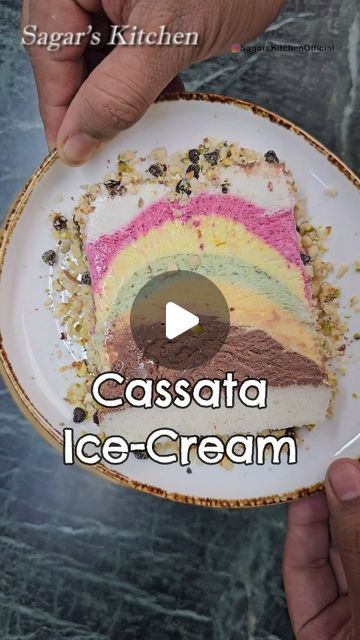 Cassata Ice Cream Recipe, Recipes Using Ice Cream, Casata Cake Ice Cream, Casata Cake, Cassata Ice Cream, Make Ice Cream Cake, Natural Ice Cream, Fruit Ice Cream, Pot Design